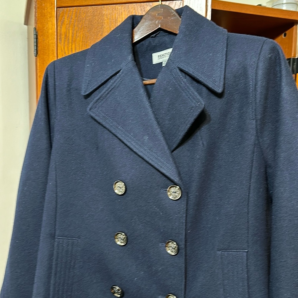 60 wool, also polyester blend great condition lined navy blue